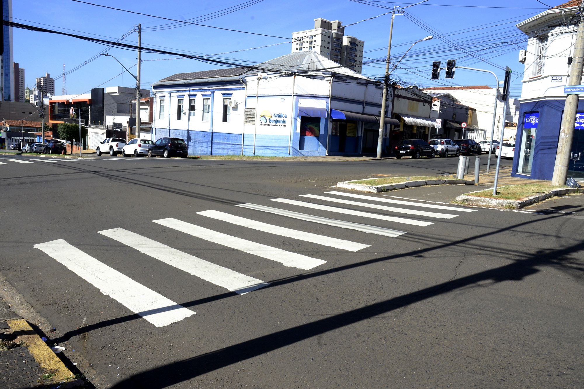 Prefeitura realizou reforço de sinalização horizontal e vertical em 27