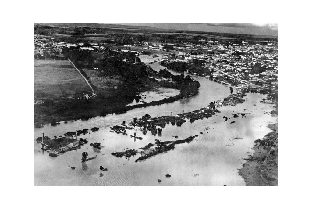 Rio de Piracicaba cheio de água