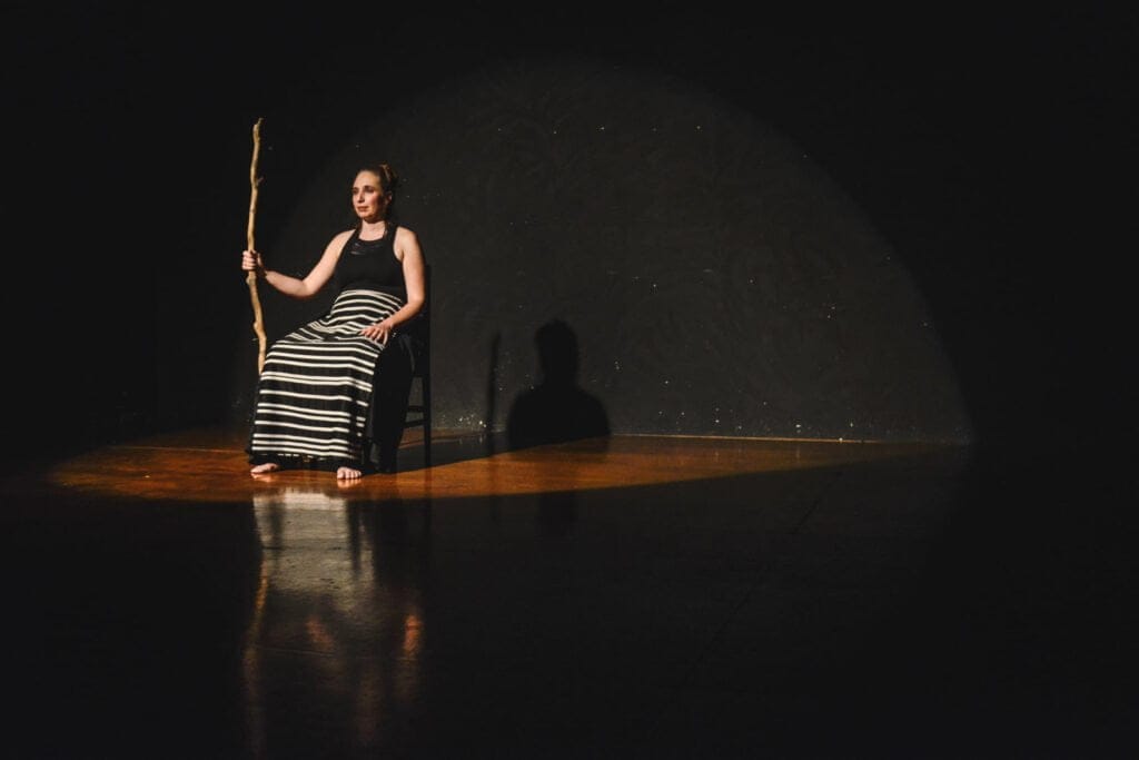 Juliana Calligaris ministrará o curso Interpretação - Rasaboxes