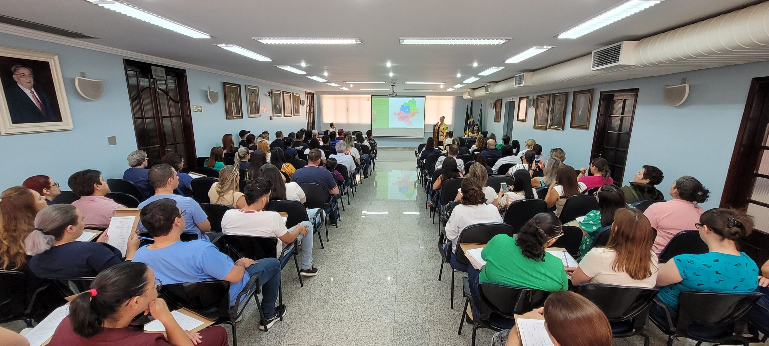 Cerca de 100 pessoas de 26 cidades participaram da capacitação realizada hoje em Piracicaba