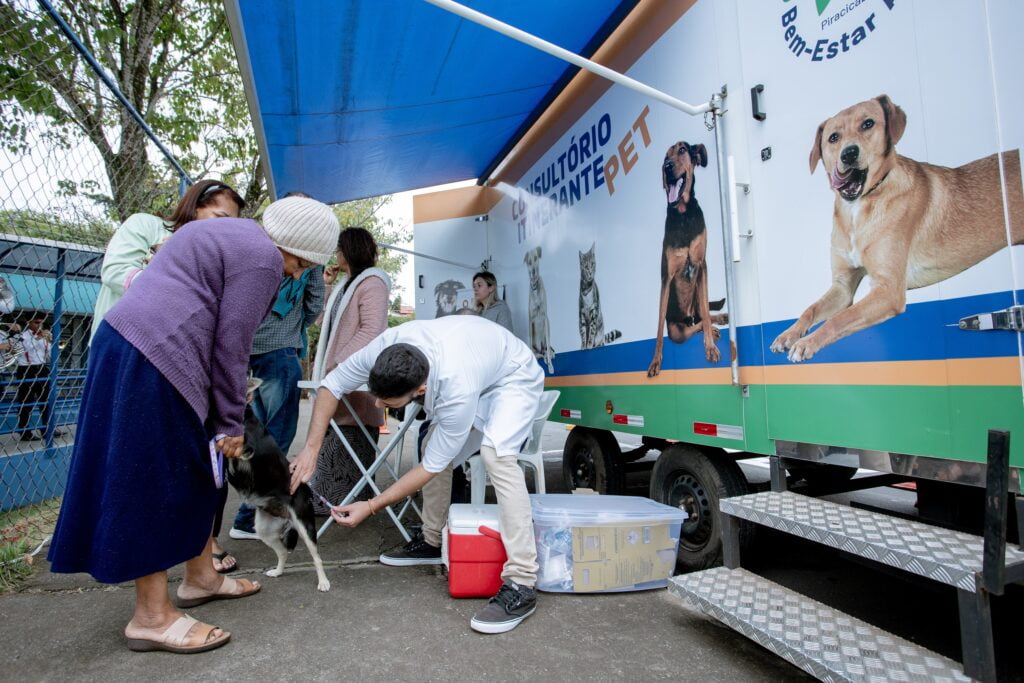 Clínica Itinerante do Departamento de Bem-Estar animal também vai oferecer serviços no Pira nos Bairros