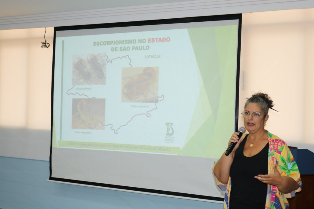 Luciola Modenesi trouxe dados regionais que mostram um aumento expressivo nos números de acidentes com animais peçonhentos nos últimos anos