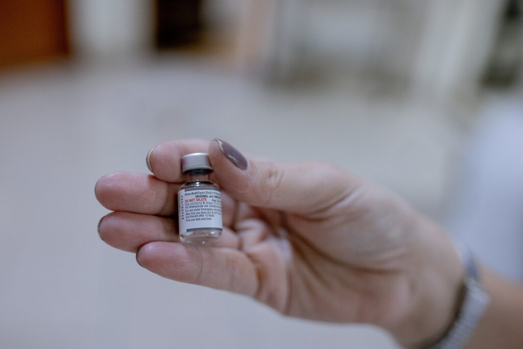 Vacina Bivalente já está disponível nas unidades de saúde da cidade