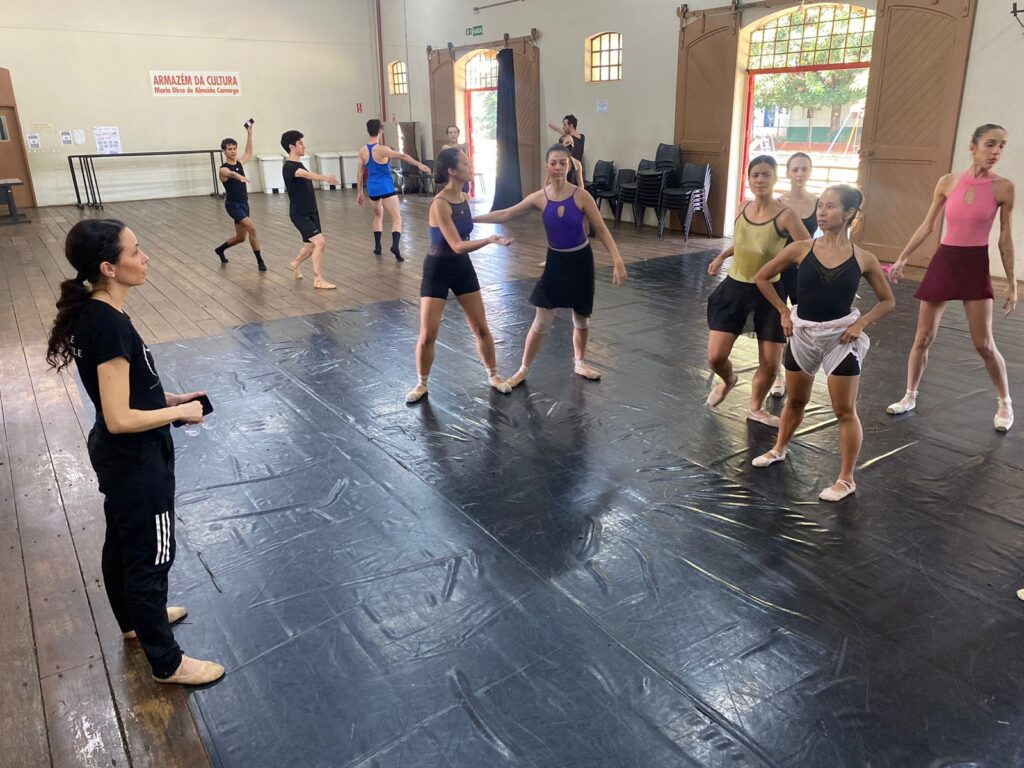 Suíte de Carmen, com coreografia de Daniela, terá 13 bailarinos em cena