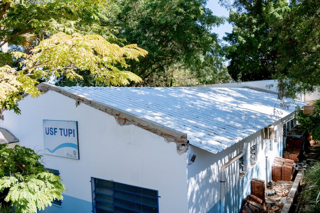 Cobertura da USF Tupi também já foi substituída por telha galvanizada antitérmica