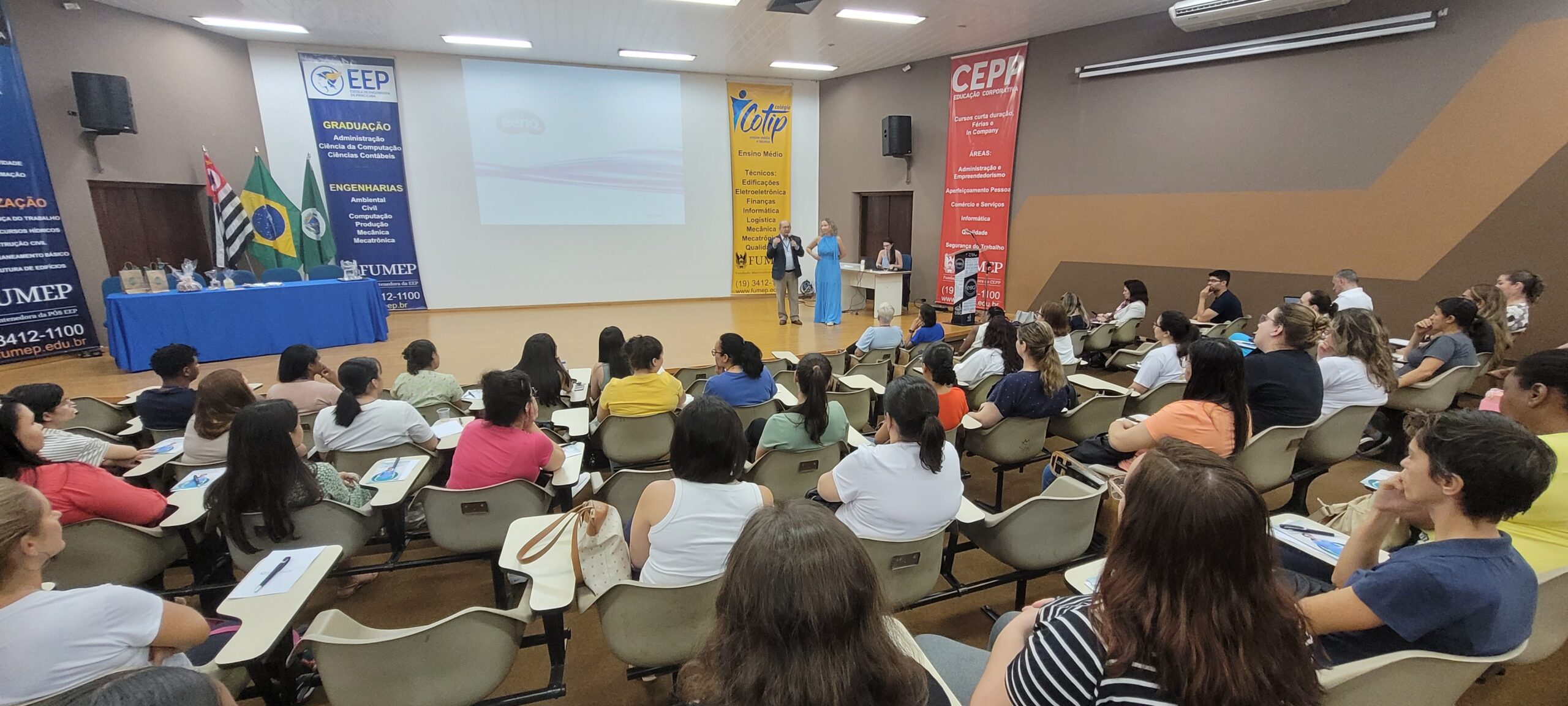 Mais de 200 pessoas participaram do ciclo de palestras realizado na Fumep