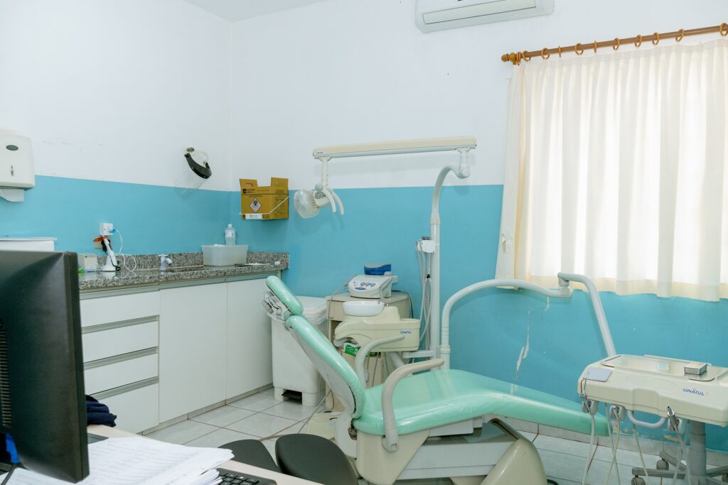 USF Serra Verde ganhará novo revestimento cerâmico e lavatórios na sala de dentista