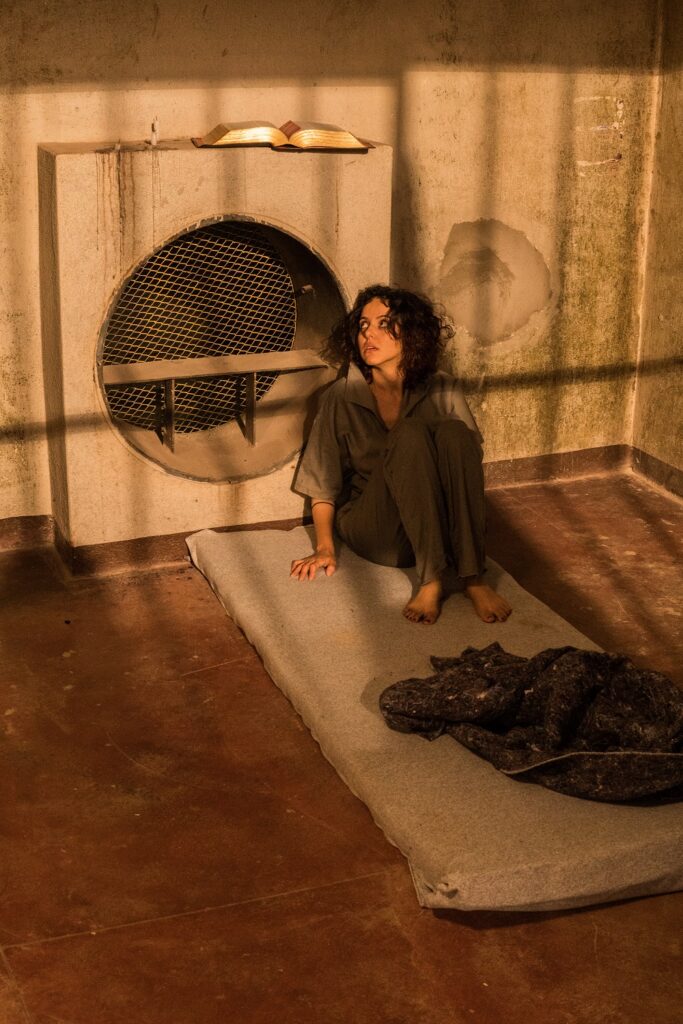 Maurina, o Outono que não Acabou, de 2023, tem direção de Gabriel Mendeleh_Foto Renata Prado