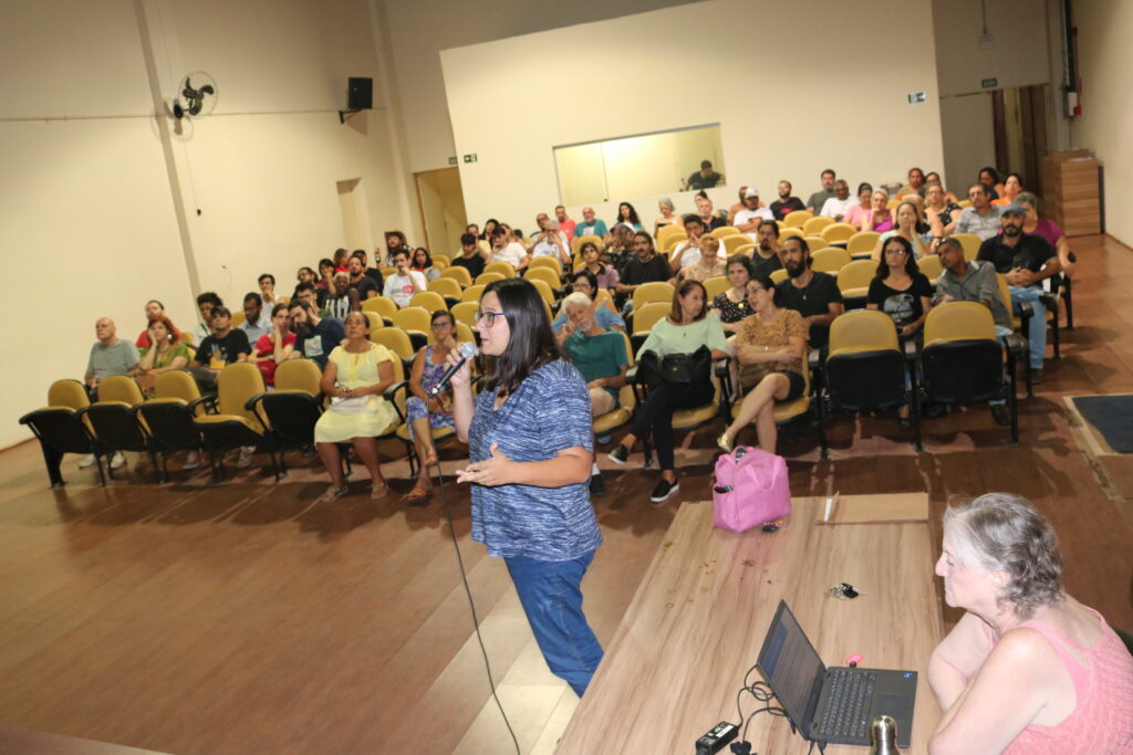 O valor da distribuição dos quatro editais da Lei Aldir Blanc 2 foi definido pela Semac junto à população ao longo de reuniões públicas no último mês de maio