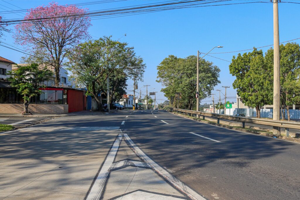 Avenida Limeira receberá pavimentação em concreto.