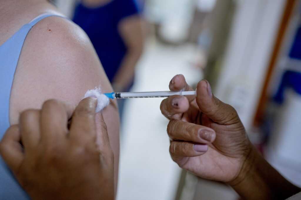 Vacinação contra a gripe segue em todas as unidades de saúde de Piracicaba