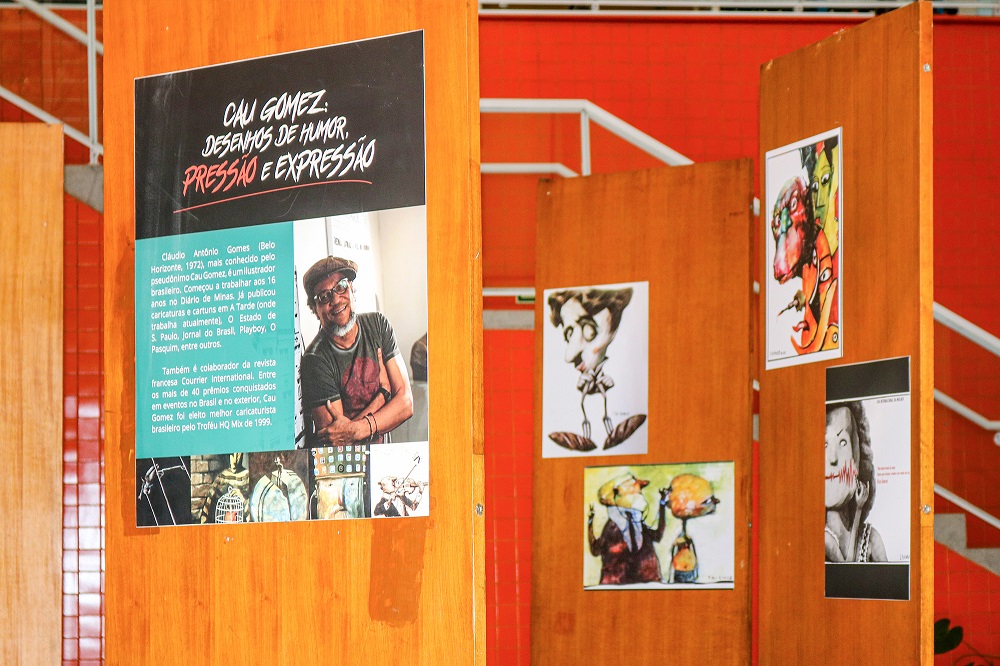 Cau Gomez, artista da paralela na Biblioteca, é mineiro radicado em Salvador, Bahia