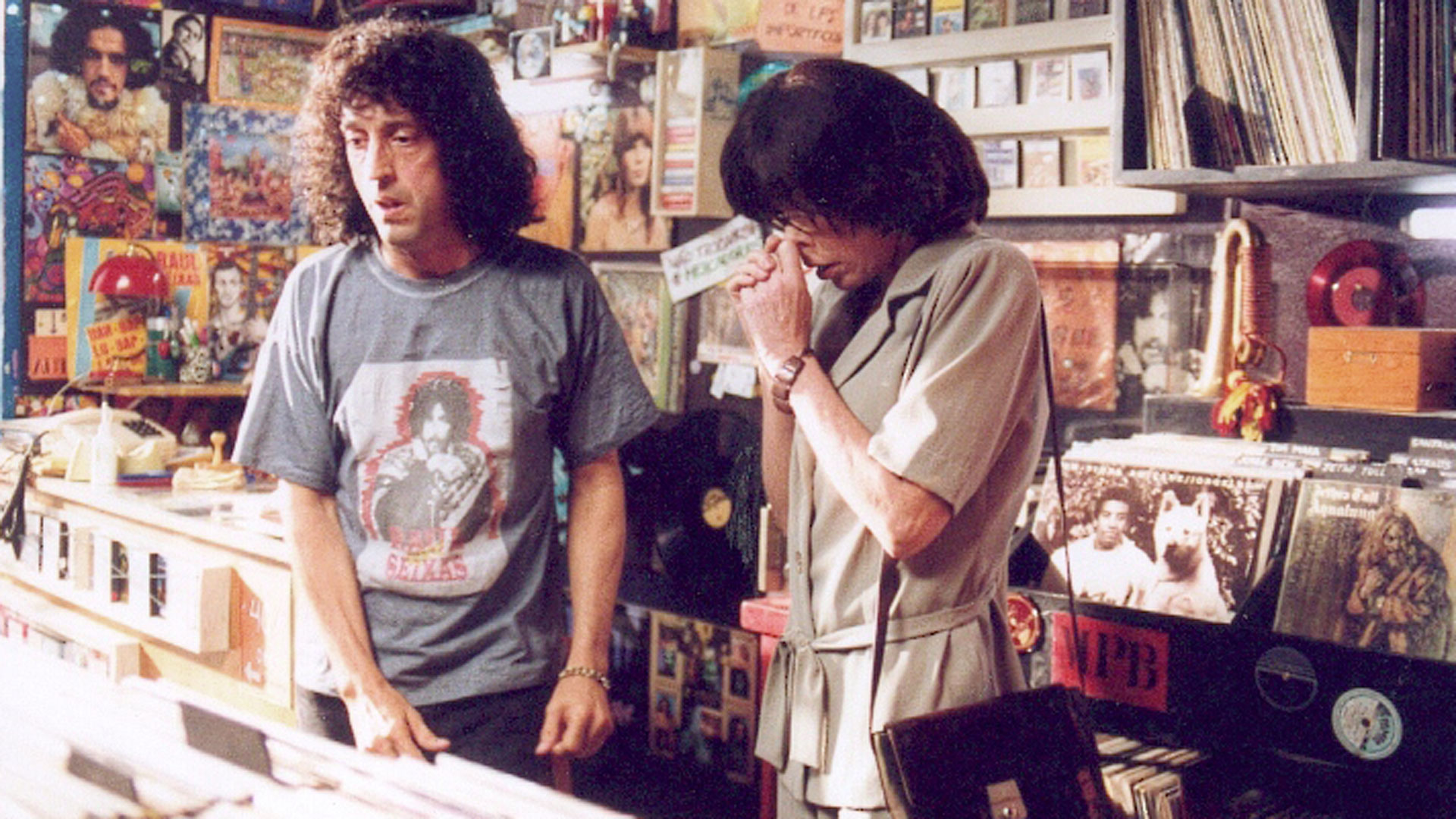 Comédia dramática Durval Discos será exibida na Biblioteca Municipal