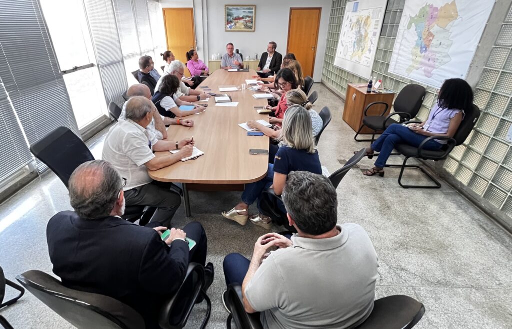 Reunião com representantes dos serviços de saúde da cidade acontecem nesta quinta-feira