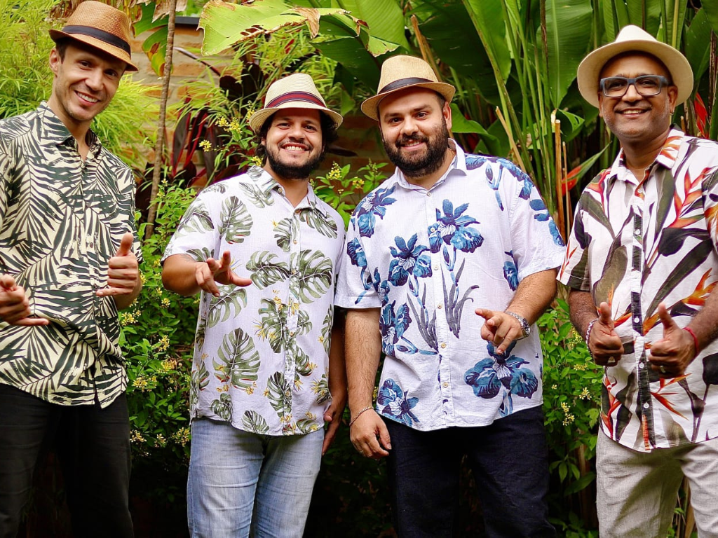 Na imagem, cantores do grupo Brasil Mestiço