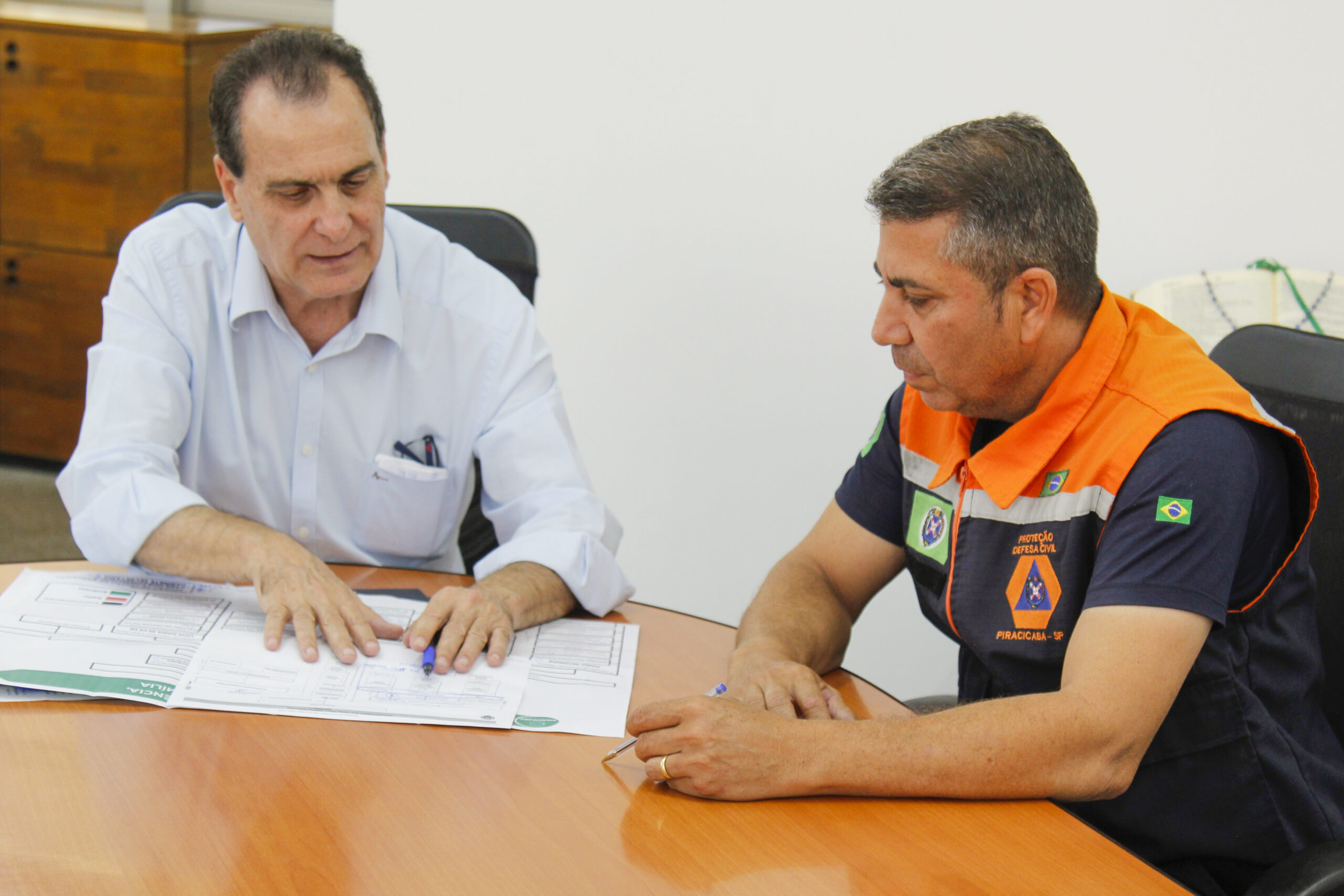 O prefeito Helinho Zanatta e Odair Melo, nomeado secretário de Segurança Pública, Trânsito e Transportes