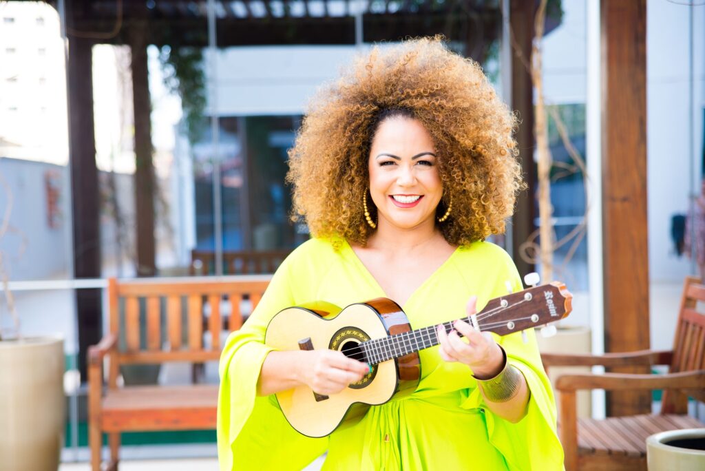 Samba d’Aninha, com Aninha Barros, é uma das atrações do Grito de Carnaval