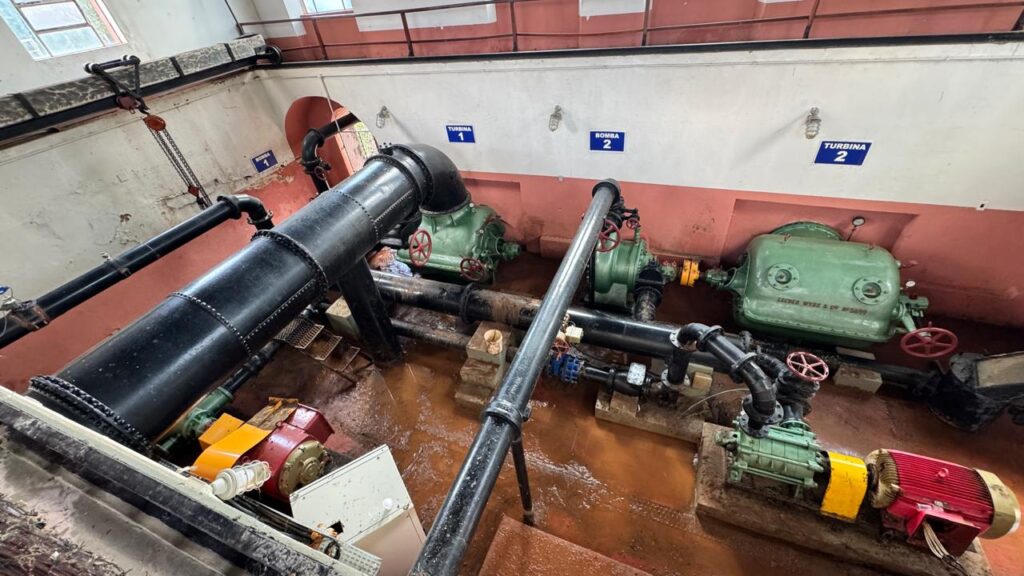 Casa de Bombas onde se encontram equipamentos históricos do Semae, foi limpa