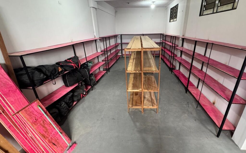 Materiais serão armazenados de forma organizada e com controle de estoque