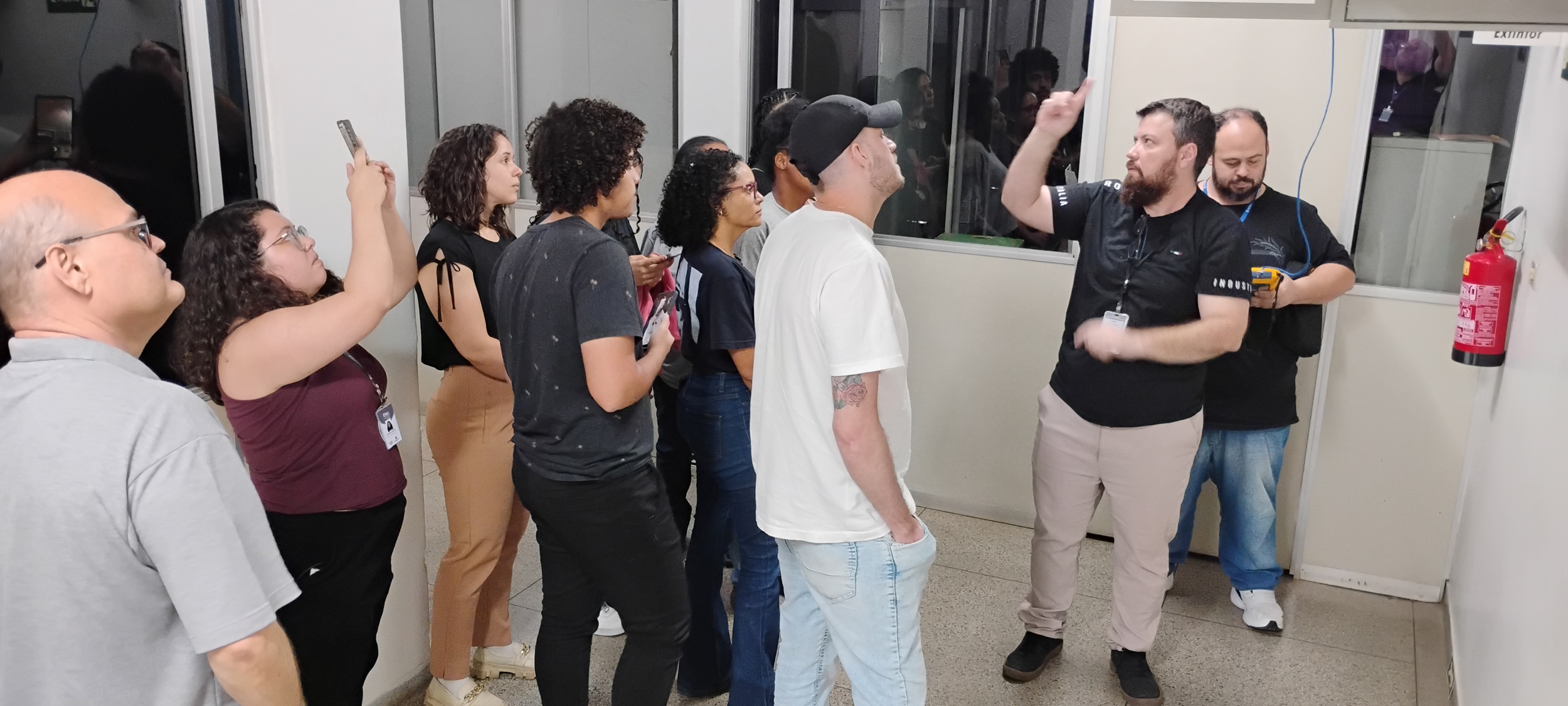 Semae recebe alunos de Etec para apresentar uso da tecnologia no saneamento