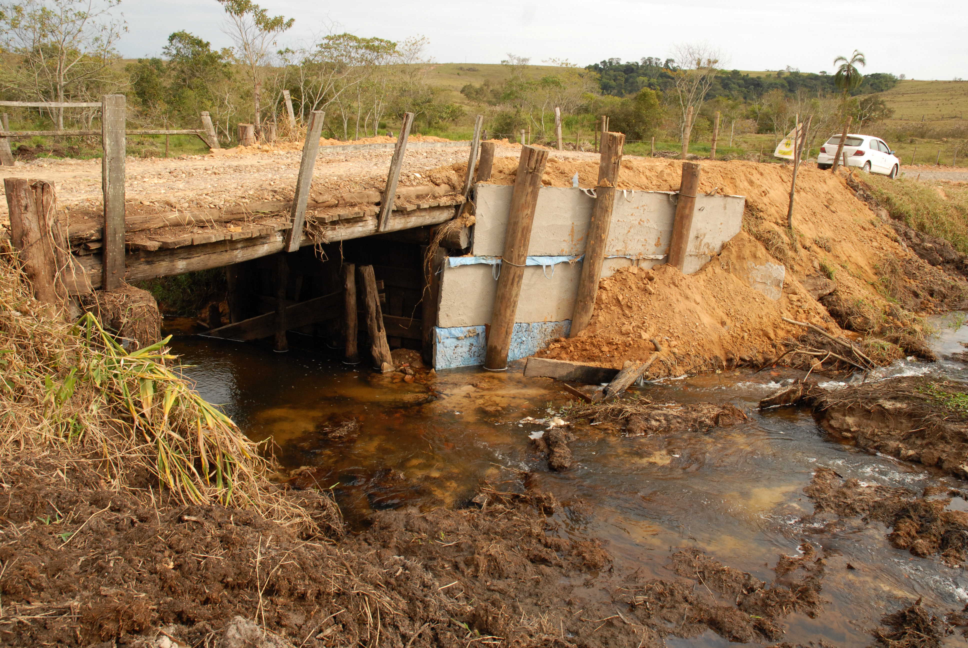 Ponte bairro dos Pires