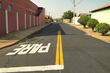 Recape concluído na rua Dona Elvira